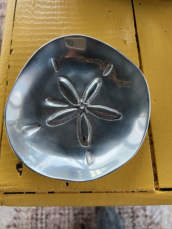 Mariposa Other - Silver Sand Dollar Decorative Bowl - Home Dining Accent